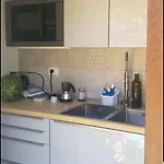 Nel Villaggio Costa Caddu سان تيودورو