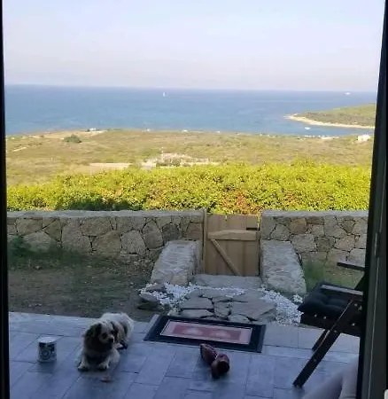 Nel Villaggio Costa Caddu فيلة *