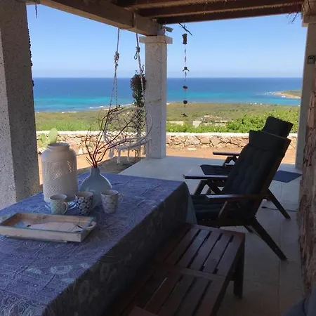 Nel Villaggio Costa Caddu فيلة